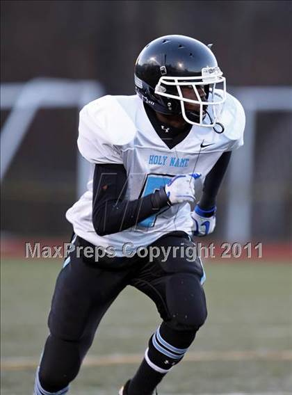 Thumbnail 2 in Holy Name Central Catholic vs. Wachusett Regional photogallery.