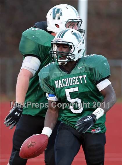 Thumbnail 2 in Holy Name Central Catholic vs. Wachusett Regional photogallery.