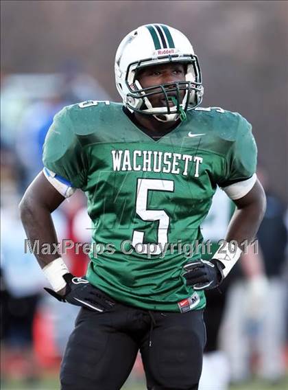Thumbnail 1 in Holy Name Central Catholic vs. Wachusett Regional photogallery.