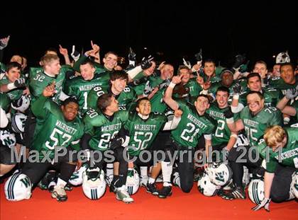 Thumbnail 2 in Holy Name Central Catholic vs. Wachusett Regional photogallery.