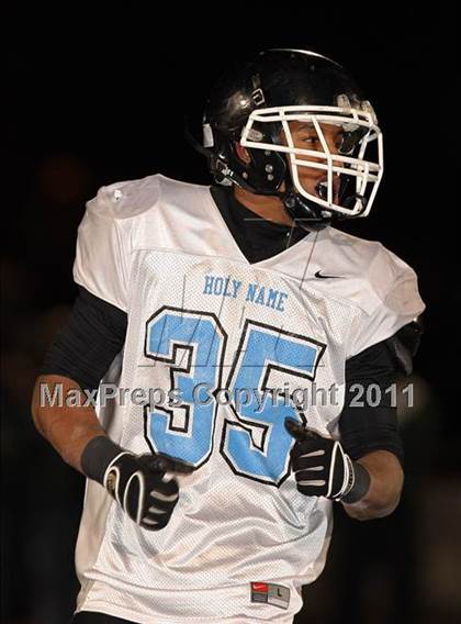 Thumbnail 2 in Holy Name Central Catholic vs. Wachusett Regional photogallery.