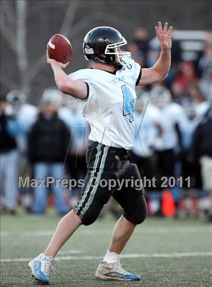 Thumbnail 2 in Holy Name Central Catholic vs. Wachusett Regional photogallery.