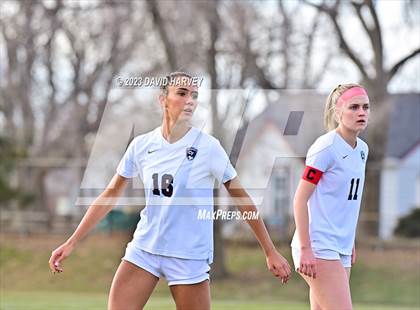 Thumbnail 3 in Cherokee Trail vs Columbine photogallery.