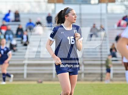 Thumbnail 2 in Cherokee Trail vs Columbine photogallery.
