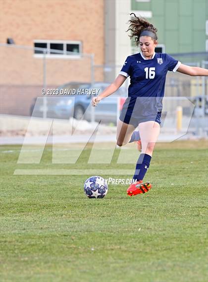 Thumbnail 3 in Cherokee Trail vs Columbine photogallery.