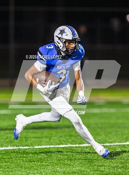 Thumbnail 1 in Navasota vs. Bridge City (UIL 4A D1 Football Area) photogallery.