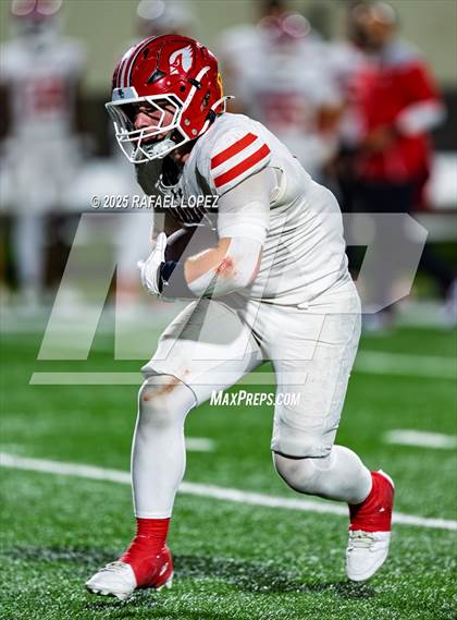 Thumbnail 1 in Navasota vs. Bridge City (UIL Football 4A D1 Area) photogallery.