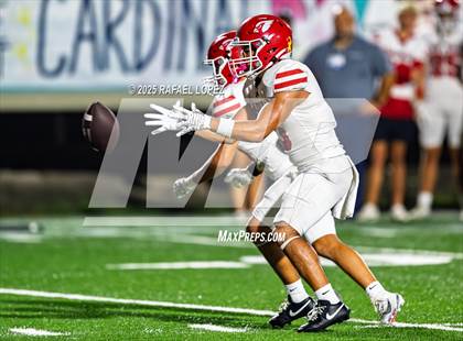 Thumbnail 3 in Navasota vs. Bridge City (UIL Football 4A D1 Area) photogallery.
