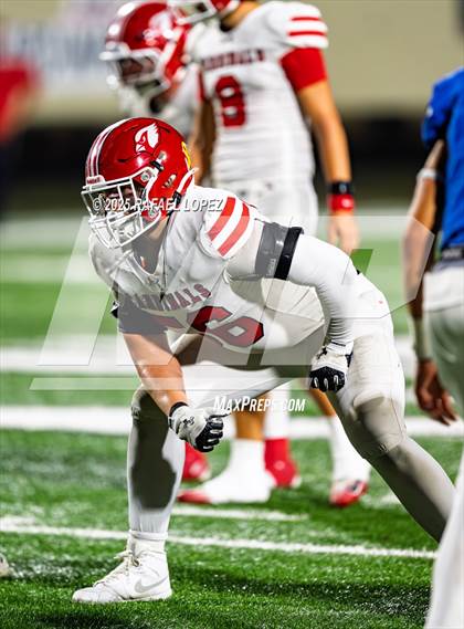 Thumbnail 3 in Navasota vs. Bridge City (UIL Football 4A D1 Area) photogallery.