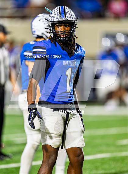 Thumbnail 2 in Navasota vs. Bridge City (UIL 4A D1 Football Area) photogallery.