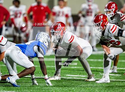 Thumbnail 3 in Navasota vs. Bridge City (UIL Football 4A D1 Area) photogallery.