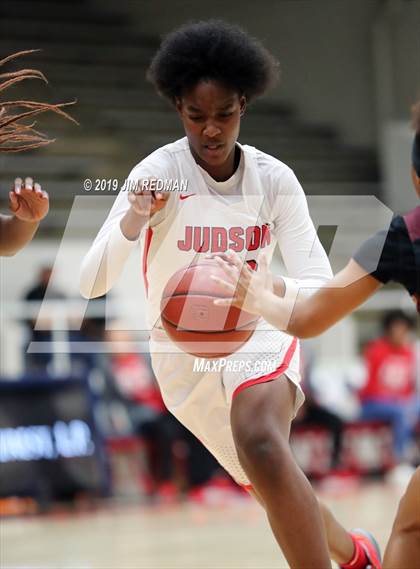 Thumbnail 2 in Judson vs. Summer Creek (McDonald's Texas Invitational) photogallery.