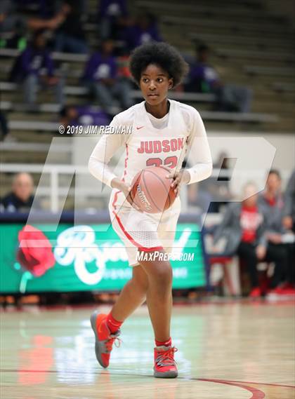 Thumbnail 3 in Judson vs. Summer Creek (McDonald's Texas Invitational) photogallery.