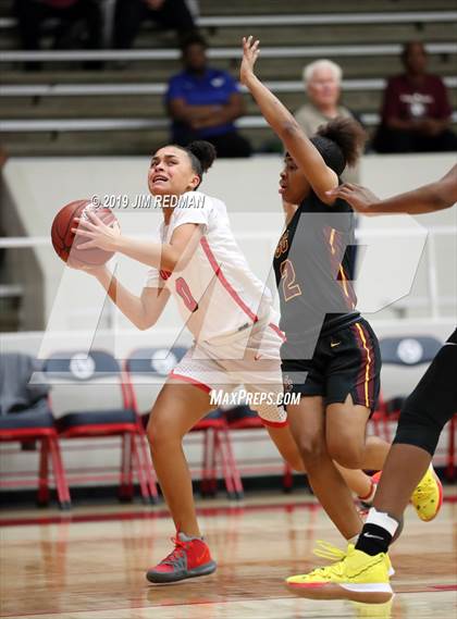 Thumbnail 2 in Judson vs. Summer Creek (McDonald's Texas Invitational) photogallery.