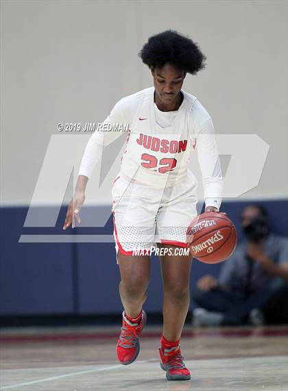 Thumbnail 2 in Judson vs. Summer Creek (McDonald's Texas Invitational) photogallery.