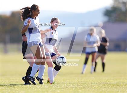Thumbnail 3 in Bishop Grimes vs Tully photogallery.