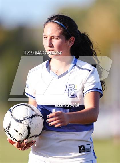 Thumbnail 2 in Bishop Grimes vs Tully photogallery.