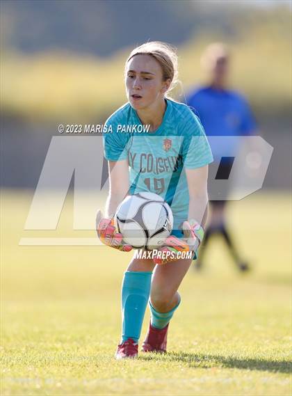 Thumbnail 1 in Bishop Grimes vs Tully photogallery.