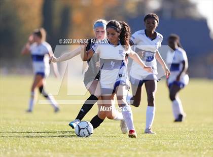 Thumbnail 3 in Bishop Grimes vs Tully photogallery.
