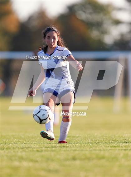 Thumbnail 2 in Bishop Grimes vs Tully photogallery.