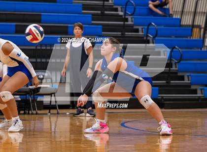 Thumbnail 3 in Brownwood @ Lampasas photogallery.