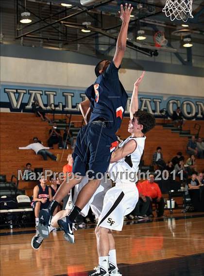 Thumbnail 3 in Chatsworth @ St. Francis (Falcon Classic) photogallery.