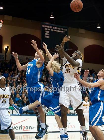 Thumbnail 2 in El Camino vs Rancho Bernardo (CIF SDS D1 Final) photogallery.
