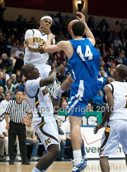 Thumbnail 1 in El Camino vs Rancho Bernardo (CIF SDS D1 Final) photogallery.