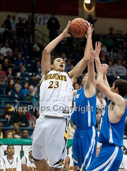 Thumbnail 2 in El Camino vs Rancho Bernardo (CIF SDS D1 Final) photogallery.