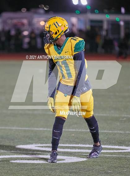 Thumbnail 2 in Aquinas @ Vanden (CIF State D3-AA Final) photogallery.