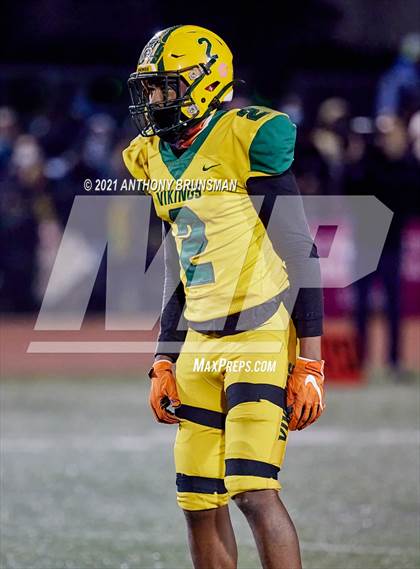 Thumbnail 2 in Aquinas @ Vanden (CIF State D3-AA Final) photogallery.