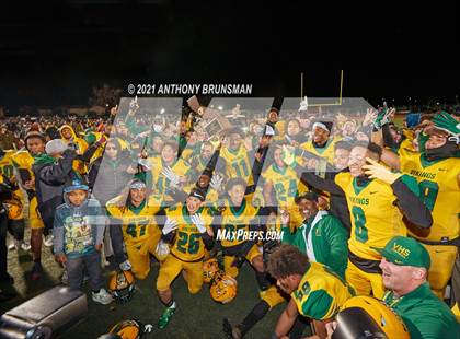 Thumbnail 1 in Aquinas @ Vanden (CIF State D3-AA Final) photogallery.