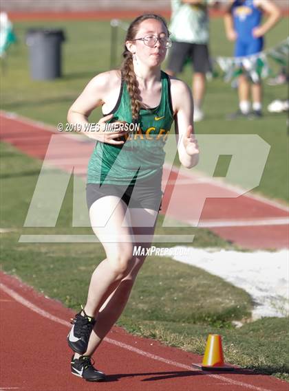 Thumbnail 2 in FVL Championship Trials May 1st (100, 200, 300 LH, 400) photogallery.