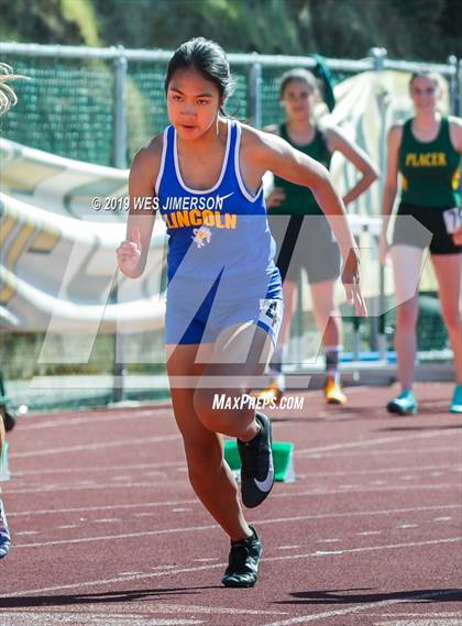 Thumbnail 3 in FVL Championship Trials May 1st (100, 200, 300 LH, 400) photogallery.