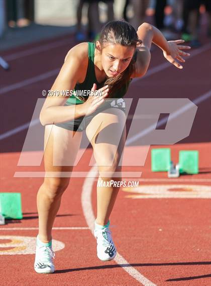 Thumbnail 2 in FVL Championship Trials May 1st (100, 200, 300 LH, 400) photogallery.