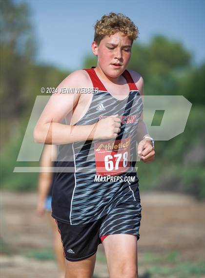Thumbnail 3 in Larry Burgess Las Vegas Invitational (Boys) photogallery.