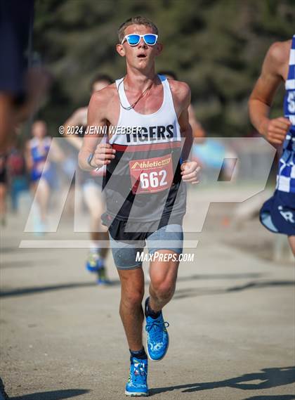 Thumbnail 1 in Larry Burgess Las Vegas Invitational (Boys) photogallery.