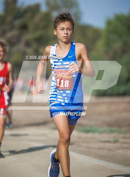 Thumbnail 2 in Larry Burgess Las Vegas Invitational (Boys) photogallery.