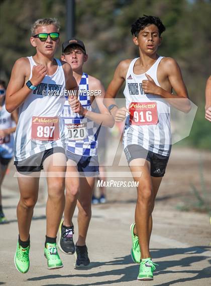 Thumbnail 2 in Larry Burgess Las Vegas Invitational (Boys) photogallery.