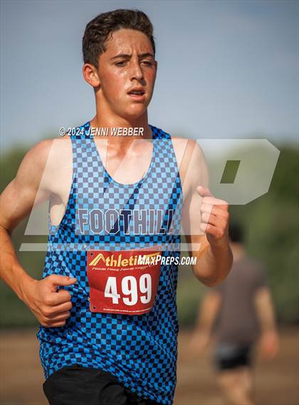 Thumbnail 2 in Larry Burgess Las Vegas Invitational (Boys) photogallery.
