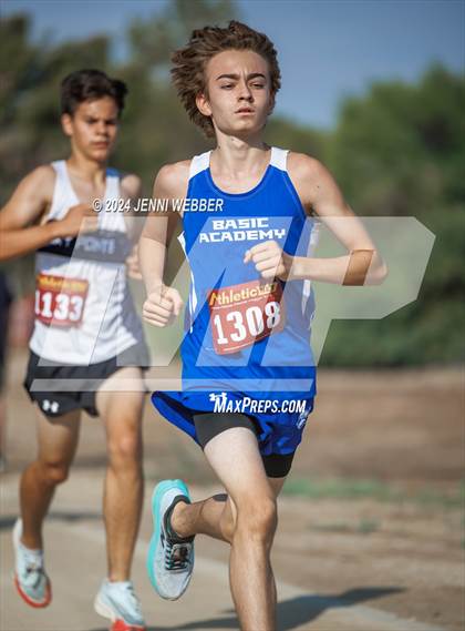 Thumbnail 2 in Larry Burgess Las Vegas Invitational (Boys) photogallery.