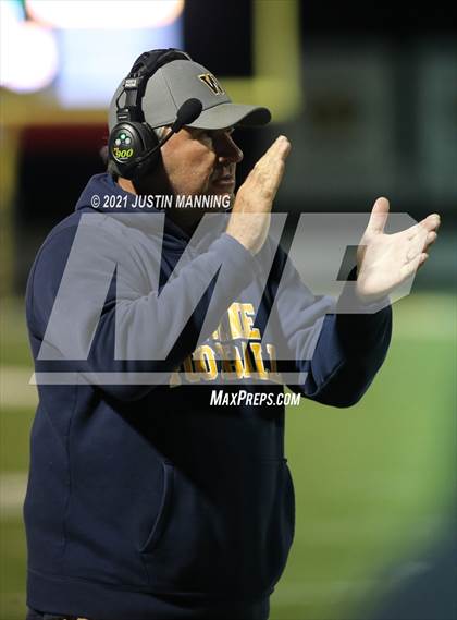 Thumbnail 3 in Lakeside @ Wynne (AAA 5A 1st Round Playoff) photogallery.