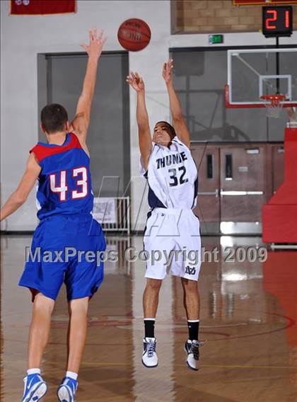 Thumbnail 1 in Desert Vista vs Folsom (MaxPreps Holiday Classic) photogallery.