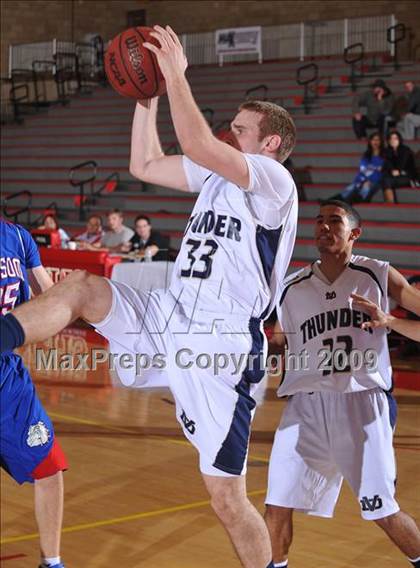 Thumbnail 1 in Desert Vista vs Folsom (MaxPreps Holiday Classic) photogallery.