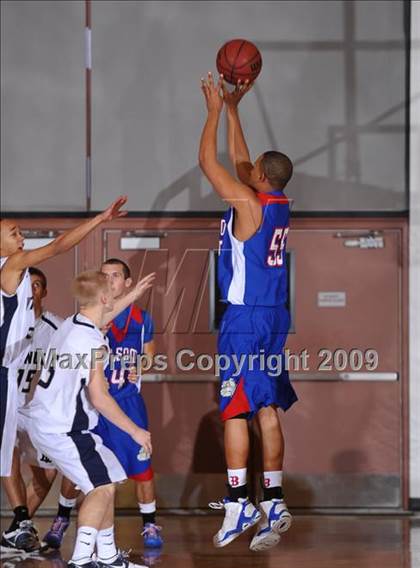 Thumbnail 1 in Desert Vista vs Folsom (MaxPreps Holiday Classic) photogallery.