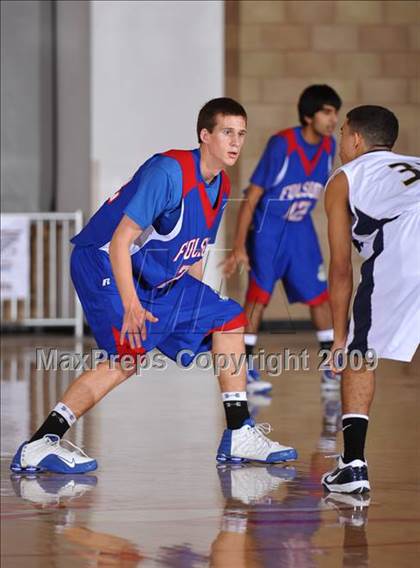 Thumbnail 2 in Desert Vista vs Folsom (MaxPreps Holiday Classic) photogallery.