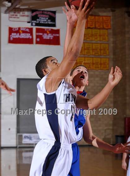 Thumbnail 1 in Desert Vista vs Folsom (MaxPreps Holiday Classic) photogallery.