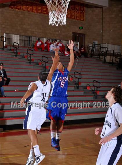 Thumbnail 3 in Desert Vista vs Folsom (MaxPreps Holiday Classic) photogallery.
