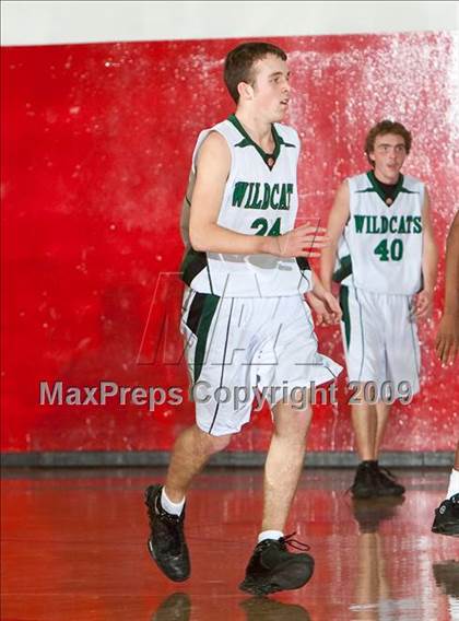 Thumbnail 1 in Twentynine Palms vs. Desert Hot Springs (Palm Springs Winter Classic) photogallery.