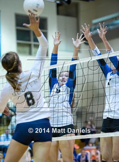 Thumbnail 1 in Mullen @ Grandview photogallery.